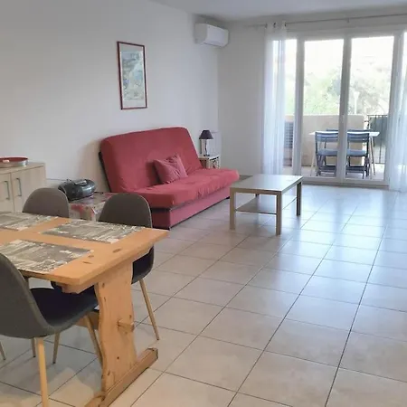 Apartment Grand T2 Sur La Presqu'ile De Giens Hyeres
